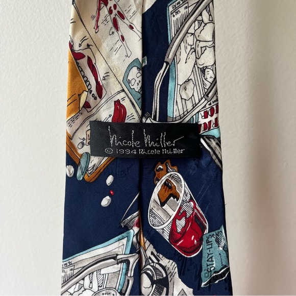 Vintage Nicole Miller 1994 Doctor Medical themed tie | 100% Silk | Made in Korea - Picture 6 of 9